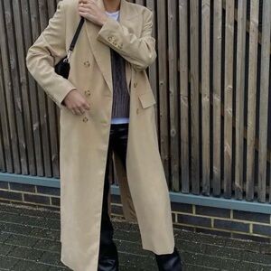 Women’s  Double-Breasted Long Trench Coat in Beige